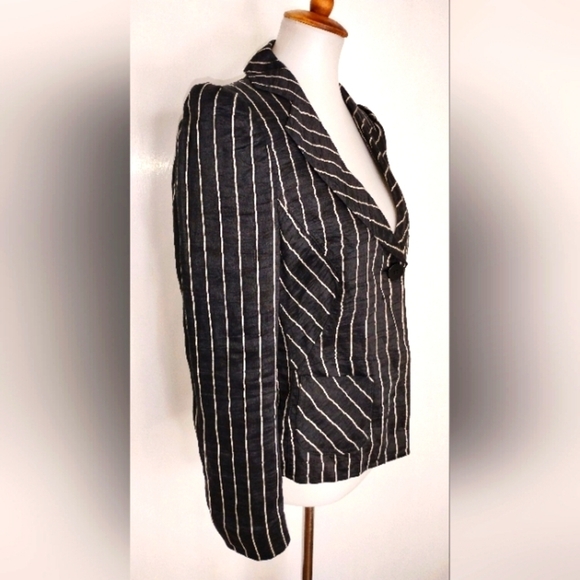 RETRO ARMANI COLLEZIONI PINSTRIPE JACKET - Picture 1 of 13